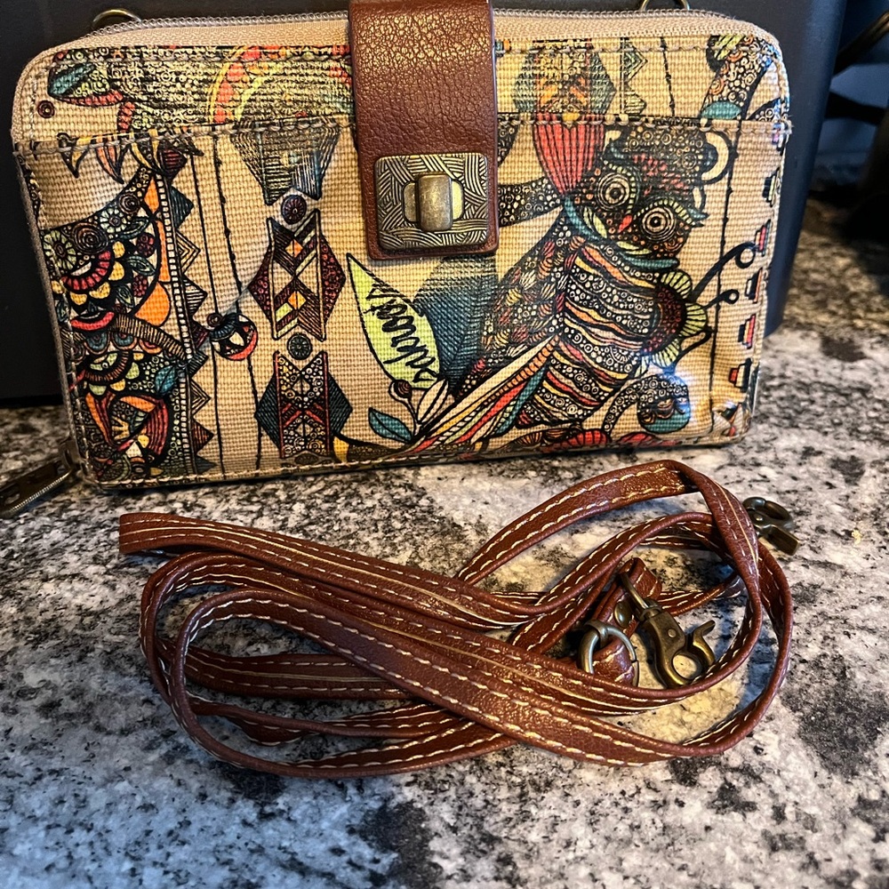 Sakroots Artist Crossbody Purse Wristlet Wallet Clutch SPIRIT DESERT OWL New
